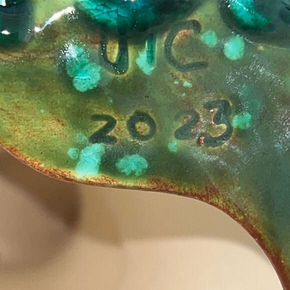 Glazed Ceramic Green Jolly Christmas Tree w/ Red Bird & Clear Ornaments EUC - Picture 7 of 8